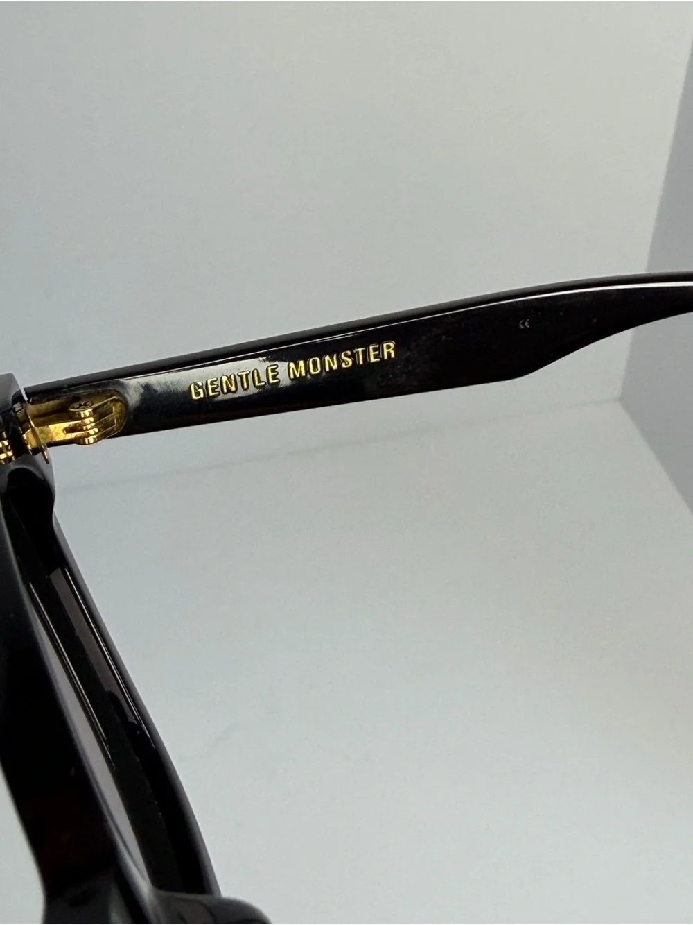 Gentle Monster Rick. S 01 Black Square Sunglasses 61-16-147 Discontinued